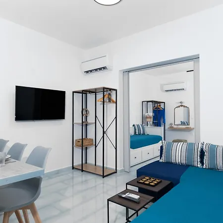 Apartment House Of Helios