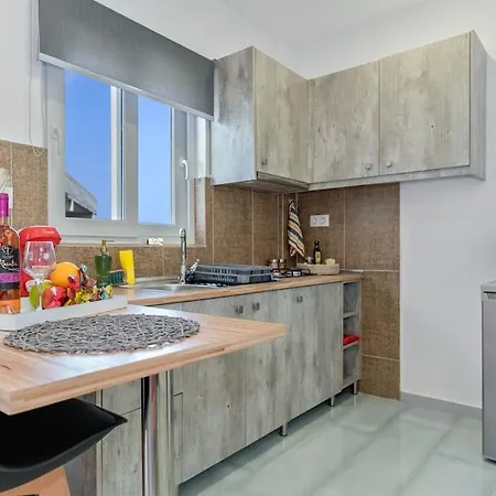 House Of Helios Apartment Pastida