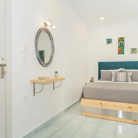 House Of Helios Apartment